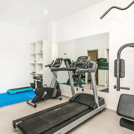 Sunny Lux 1 In By Guide Вілла Макарська