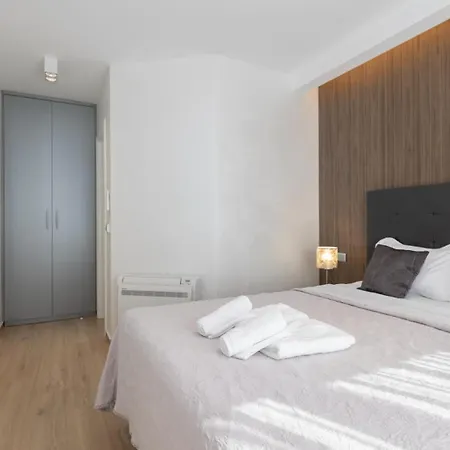 Villa Sunny Lux 1 In By Guide Makarska