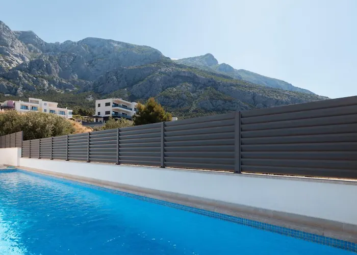 וילה Sunny Lux 1 In By Guide