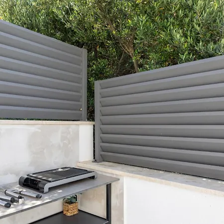 Villa Sunny Lux 1 In By Guide Makarska